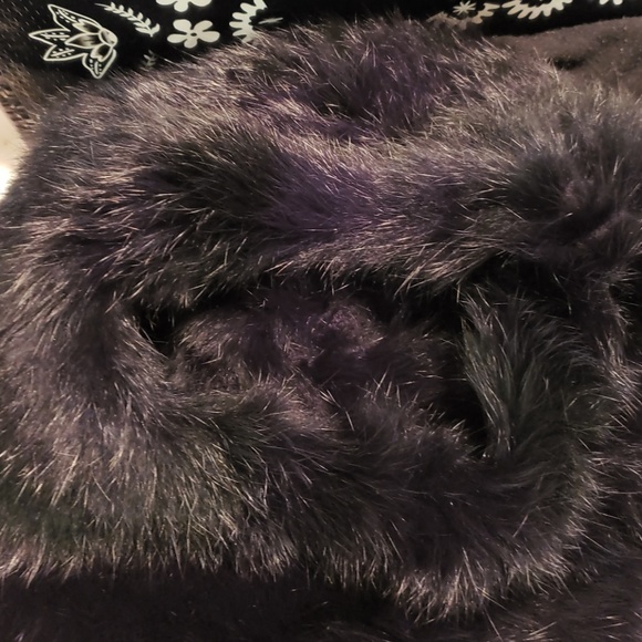 Real Rabbit Fur Beanie - Picture 2 of 3
